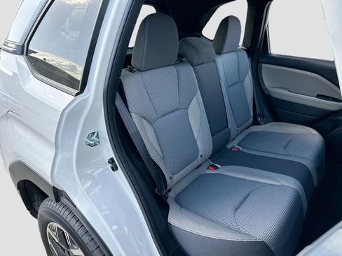 Certified 2025 Subaru Forester Premium AWD/4WD image 26