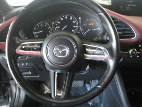 Used 2023 MAZDA MAZDA3 Hatchback w/Premium Plus Pkg image 14