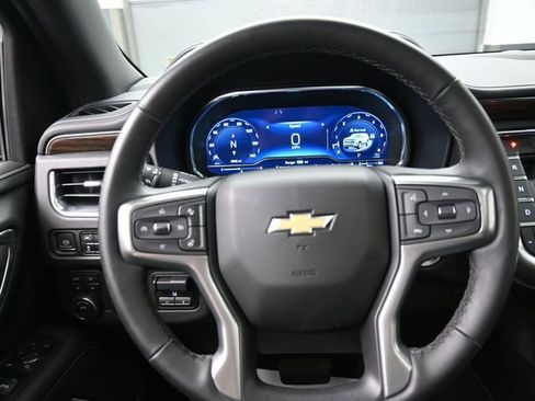 Used 2024 Chevrolet Tahoe Premier w/ Premium Package AWD/4WD image 8