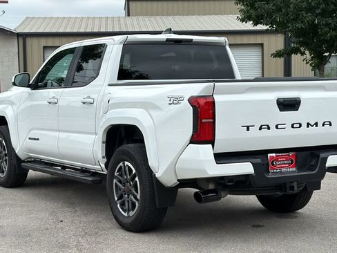 Certified 2024 Toyota Tacoma TRD Sport RWD image 9