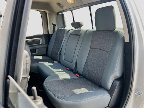 Used 2016 RAM 2500 Big Horn RWD image 24