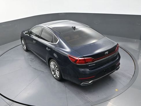 Used 2020 Kia Cadenza Limited image 33