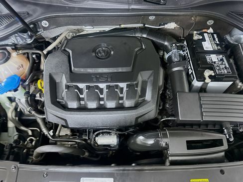 Used 2019 Volkswagen Passat 2.0T Wolfsburg FWD image 31