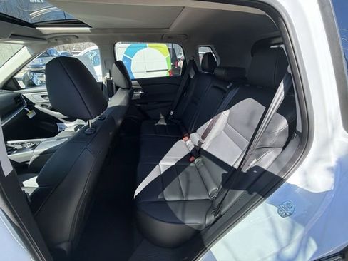 New 2026 Nissan Rogue SV image 22