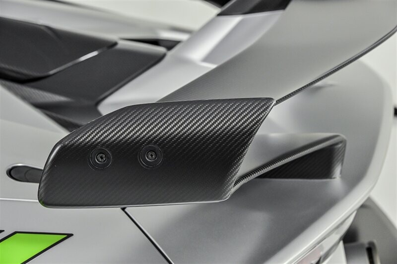 Used 2020 Lamborghini Aventador SVJ AWD/4WD image 21