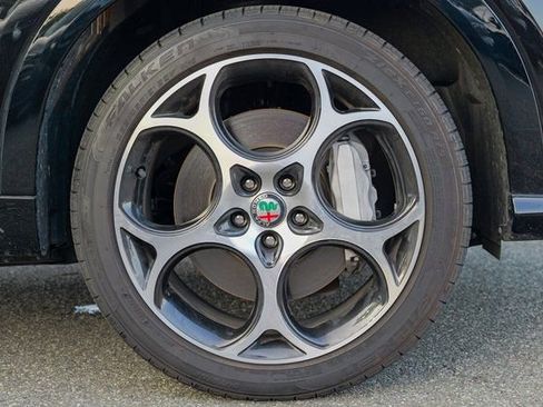 Used 2024 Alfa Romeo Tonale Ti w/ Active Assist Package image 12