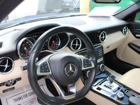 Used 2017 Mercedes-Benz SLC 300 w/ Premium 1 Package image 18