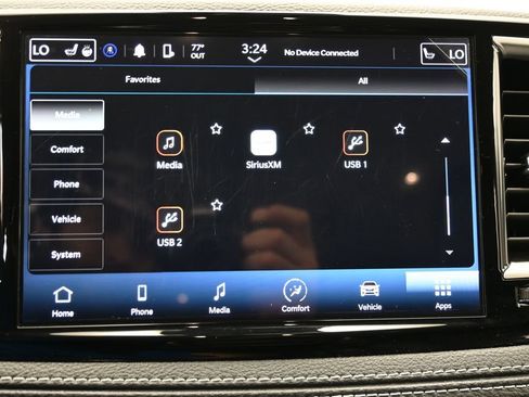 Used 2024 Chrysler Pacifica Touring-L FWD image 26