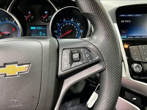 Used 2015 Chevrolet Cruze LT w/ Sun And Sound Package FWD image 11