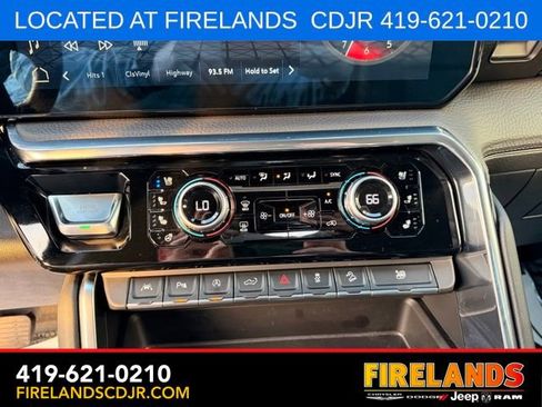 Used 2024 GMC Sierra 1500 Denali AWD/4WD image 28