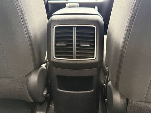 Used 2025 Kia Sportage LX FWD image 23