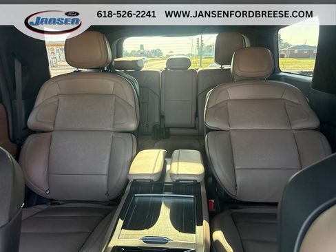 Used 2026 Lincoln Navigator Black Label AWD/4WD image 16
