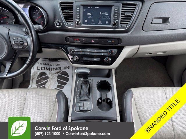 Used 2018 Kia Sedona LX w/ LX Essentials Premium Package FWD image 25