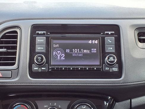 Used 2021 Honda HR-V LX image 19