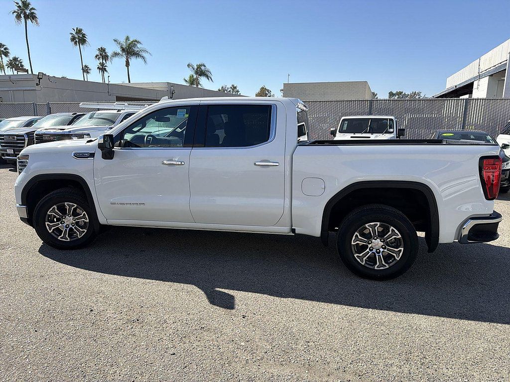 Used 2026 GMC Sierra 1500 SLT RWD image 8