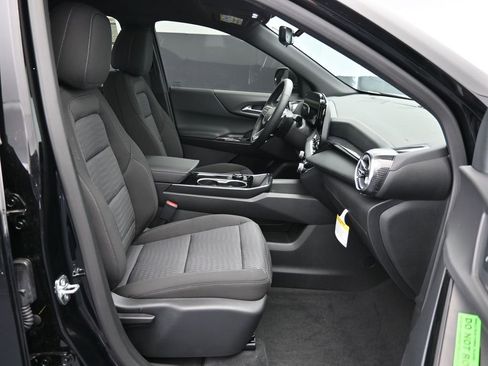 New 2026 Chevrolet Equinox LT w/ Midnight Edition AWD/4WD image 34