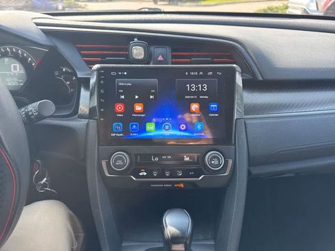 Used 2018 Honda Civic Sport image 36