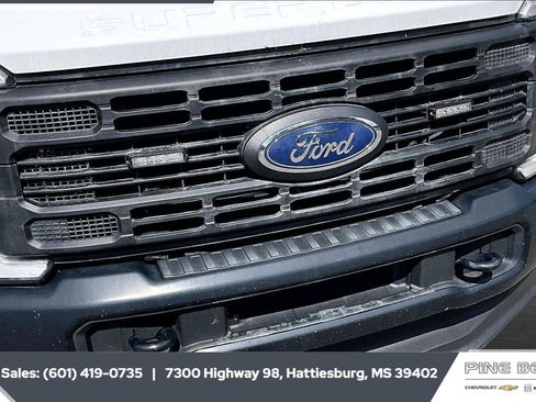 Used 2023 Ford F350 XL AWD/4WD image 22