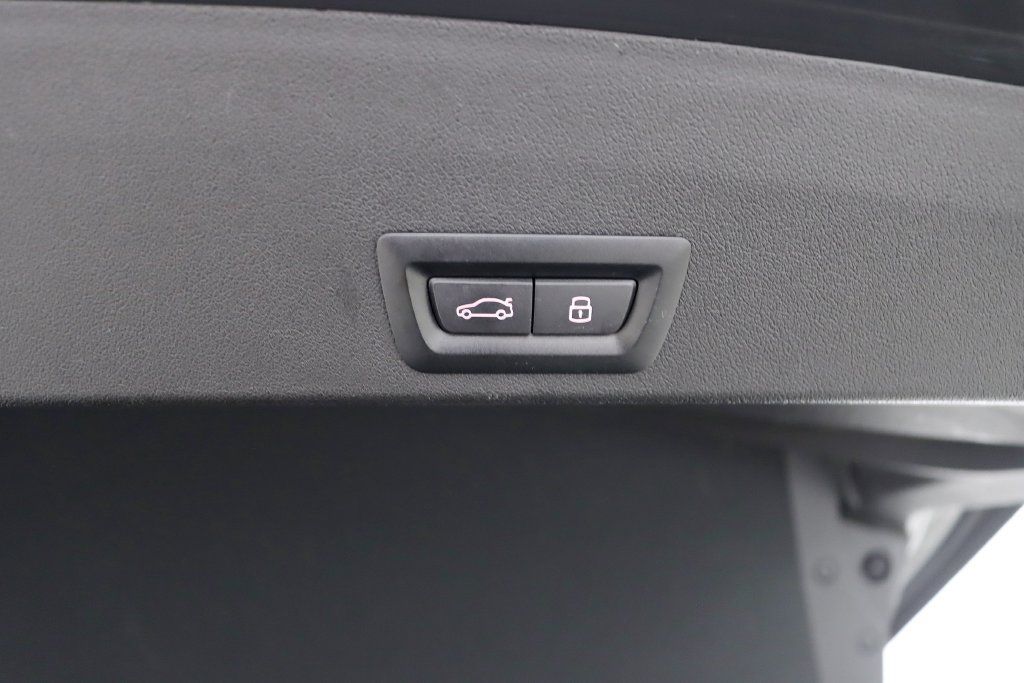 Used 2023 BMW XM AWD/4WD image 41