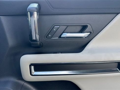 New 2026 GMC Hummer EV SUV w/ LPO, Sport Package image 20