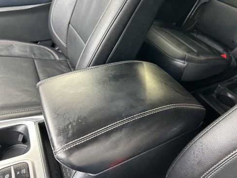 Used 2020 Ford Explorer Limited image 36