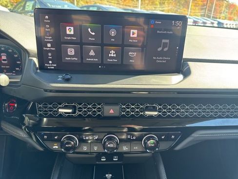 Used 2023 Honda Accord Touring image 13