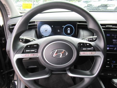 Used 2024 Hyundai Tucson SEL FWD image 21