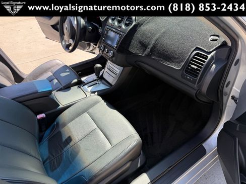 Used 2008 Nissan Altima Hybrid Sedan w/ Technology Pkg image 35