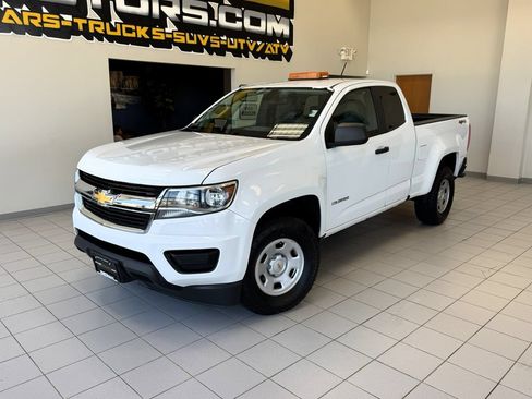 Used 2020 Chevrolet Colorado W/T w/ WT Convenience Package AWD/4WD image 1