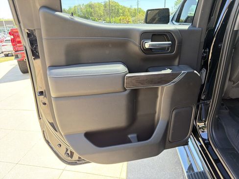 Used 2022 Chevrolet Silverado 1500 LTZ w/ LTZ Convenience Package II image 21