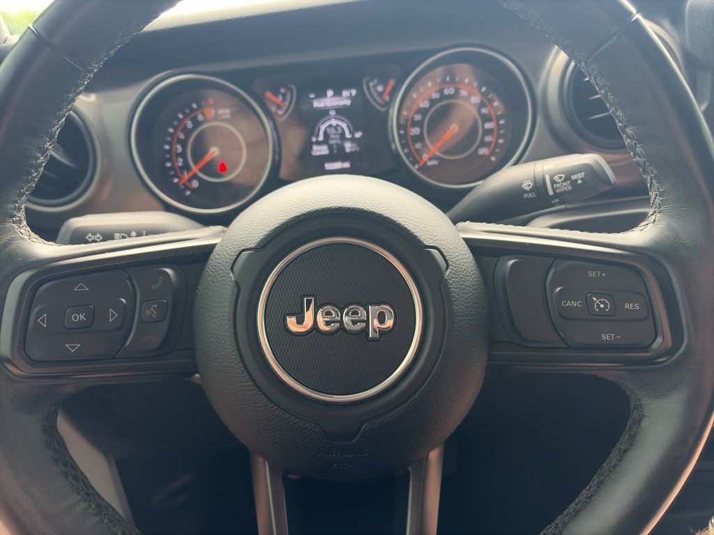 Used 2022 Jeep Gladiator Sport AWD/4WD image 22