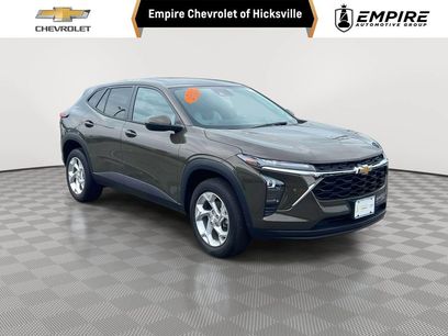Used 2024 Chevrolet Trax LS w/ LS Convenience Package