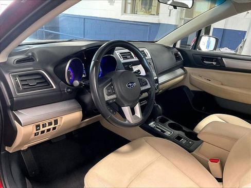 Used 2017 Subaru Legacy 2.5i Premium AWD/4WD image 8