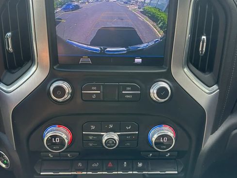 Used 2021 GMC Sierra 1500 SLE AWD/4WD image 19