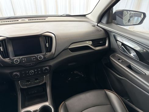 Used 2022 GMC Terrain AT4 w/ Tech Package AWD/4WD image 27