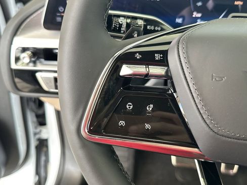 New 2026 Cadillac Lyriq Signature Sport w/ Nappa Leather Package RWD image 17