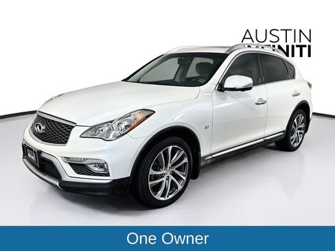 Used 2017 INFINITI QX50 2WD w/ Deluxe Touring Package image 3