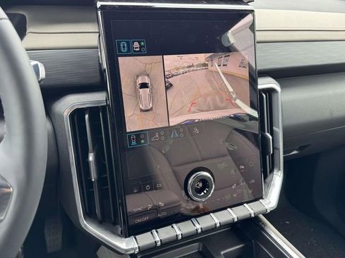 New 2026 GMC Acadia Elevation w/ Elevation Premium Package image 18