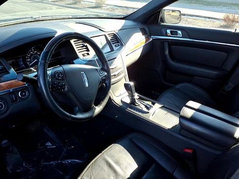 Used 2016 Lincoln MKS FWD image 14