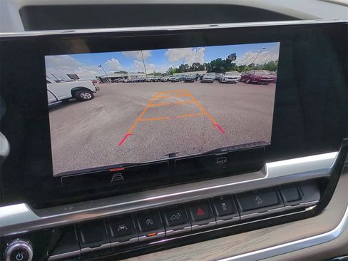 Certified 2022 GMC Sierra 1500 SLT w/ X31 Off-Road Package image 16