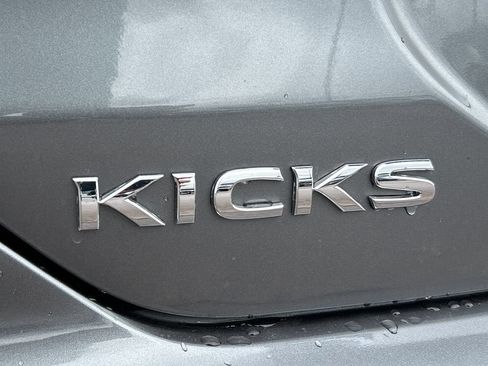 Used 2024 Nissan Kicks S FWD image 22