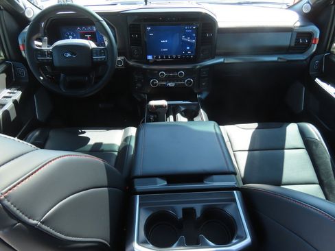 Used 2025 Ford F150 Raptor AWD/4WD image 23