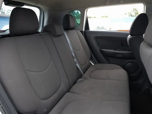 Used 2011 Kia Soul FWD image 21