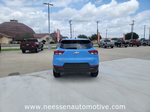 Used 2024 Chevrolet TrailBlazer LS w/ LS Convenience Package FWD image 6