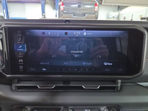 New 2026 Jeep Wrangler Unlimited Rubicon image 19