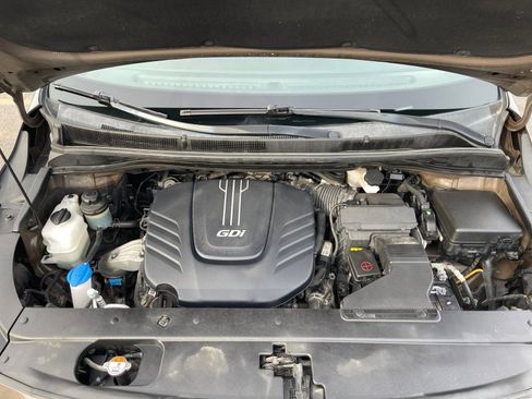 Used 2016 Kia Sedona LX w/ Option Group 020 image 22