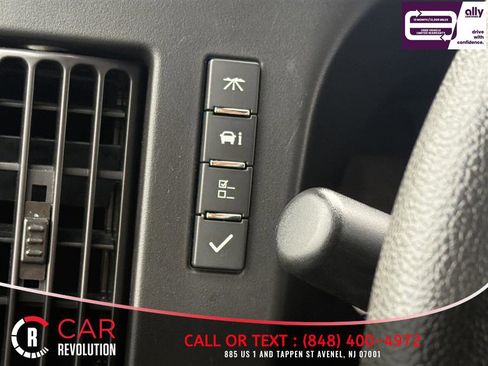 Used 2023 Chevrolet Express 3500 LS image 19