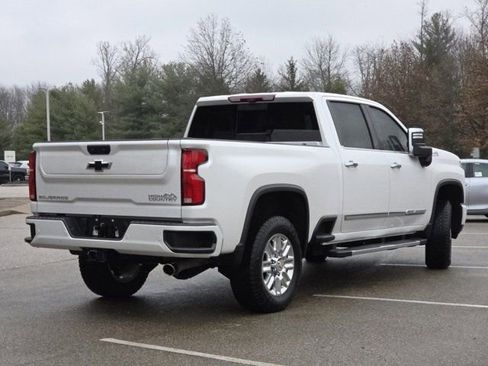 Used 2024 Chevrolet Silverado 2500 High Country w/ High Country Premium Package image 28