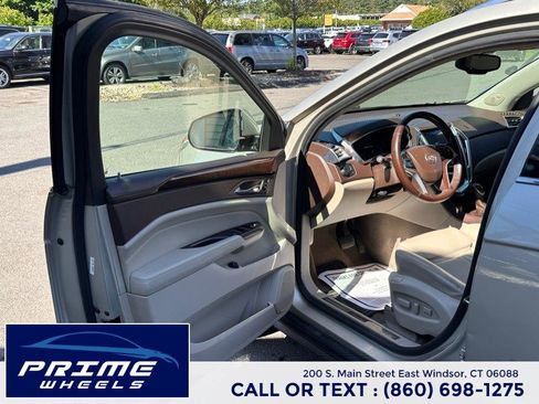 Used 2014 Cadillac SRX Luxury w/ Driver Awareness Package AWD/4WD image 9