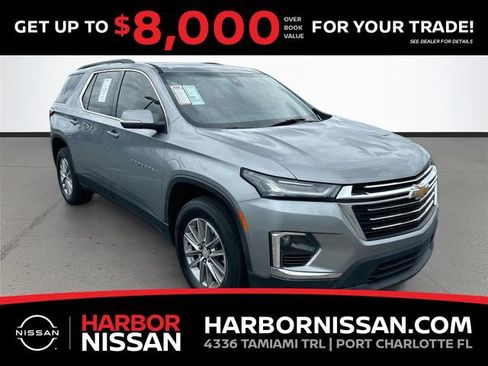 Used 2023 Chevrolet Traverse LT FWD image 1
